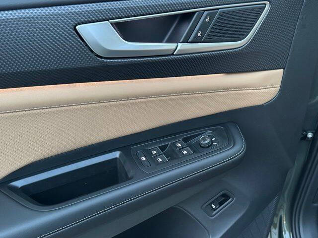 2026 Volkswagen Atlas Cross Sport SEL R-Line Black 4Motion