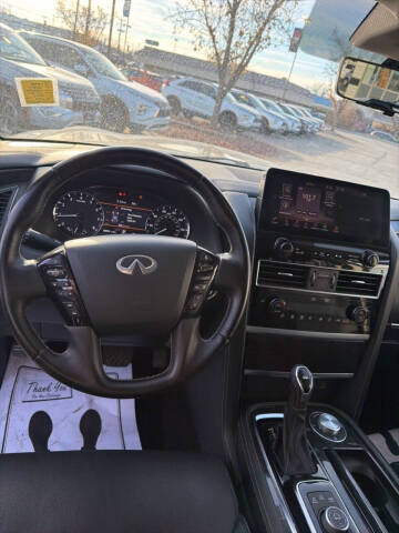 2024 Infiniti QX80 Luxe