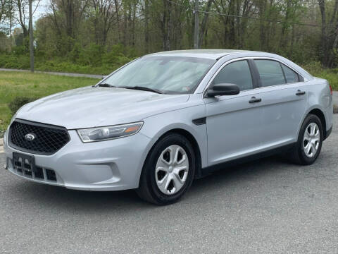 2015 Ford Taurus for sale at ECONO AUTO INC in Spotsylvania VA