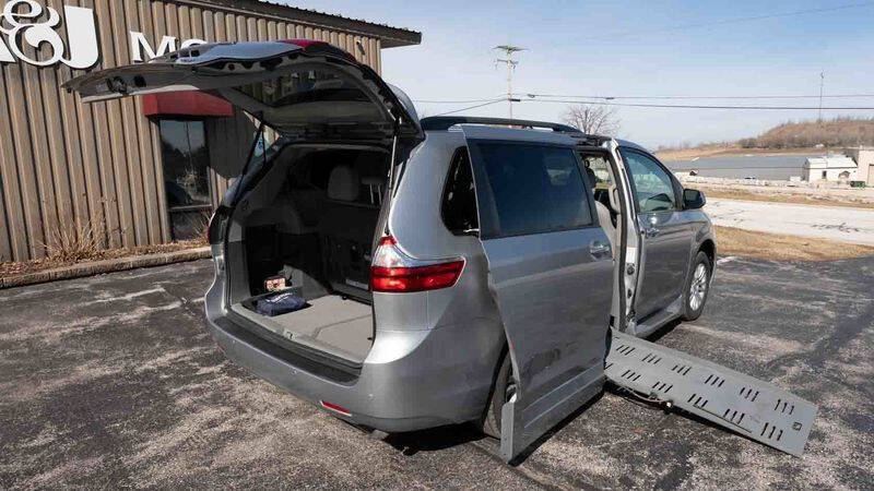 2016 Toyota Sienna