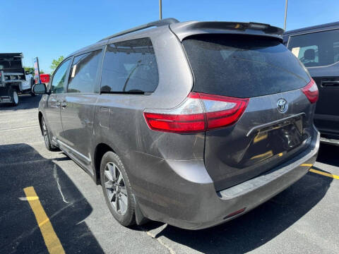 2018 Toyota Sienna