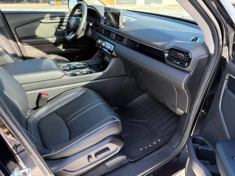 2023 Honda Pilot Elite