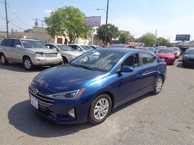 2019 Hyundai Elantra SE