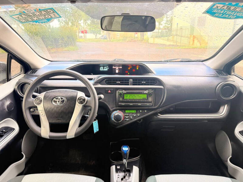 2014 Toyota Prius c Two