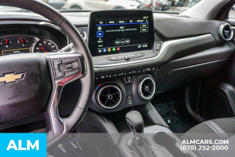 2025 Chevrolet Blazer LT