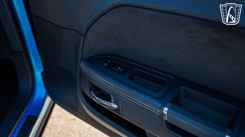 2010 Dodge Challenger SRT8