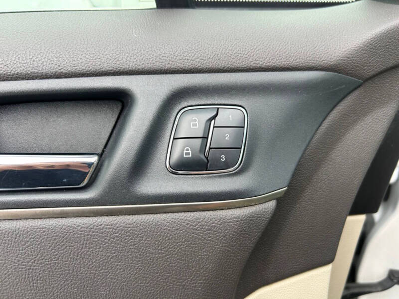 2017 Lincoln MKC Select