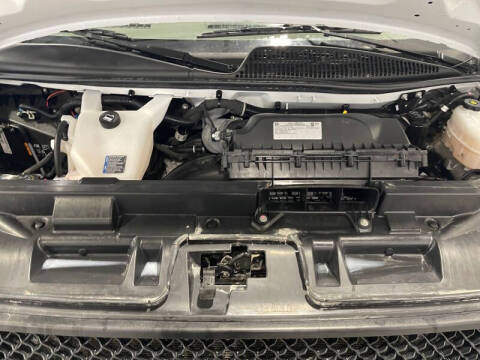 2023 Chevrolet Express 2500