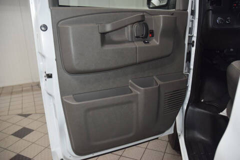 2024 Chevrolet Express LT 3500
