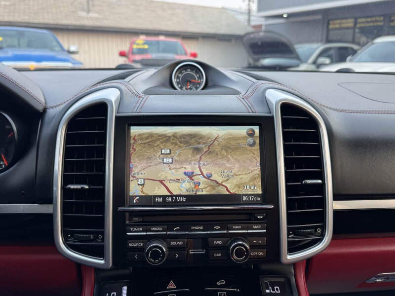 2016 Porsche Cayenne