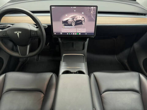 2025 Tesla Model Y Long Range