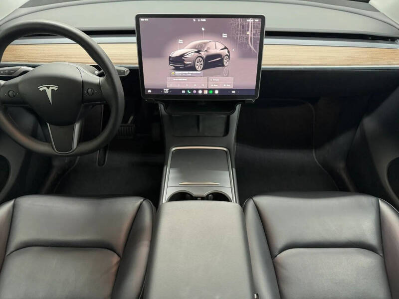 2025 Tesla Model Y Long Range