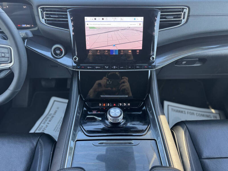 2024 Jeep Wagoneer L