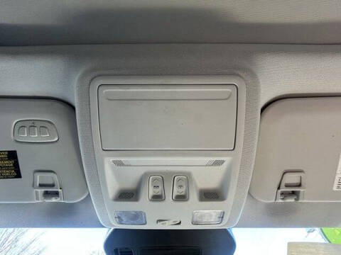 2022 Ford Escape Hybrid Titanium