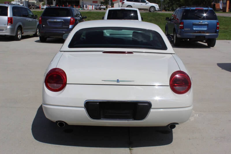 2002 Ford Thunderbird Deluxe