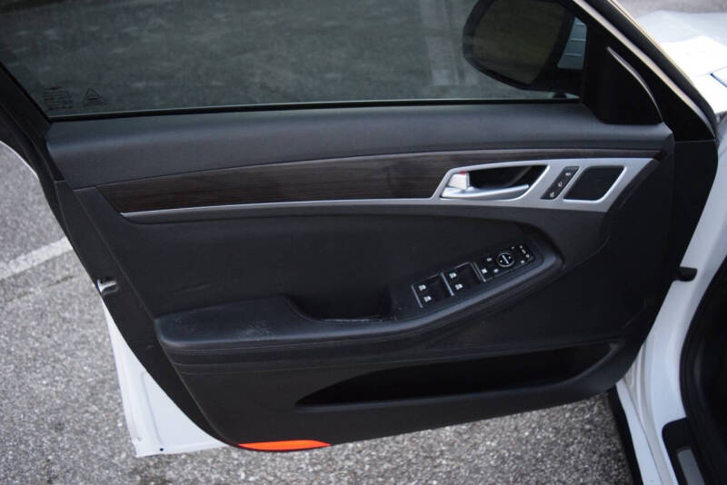 2017 Genesis G80 3.8