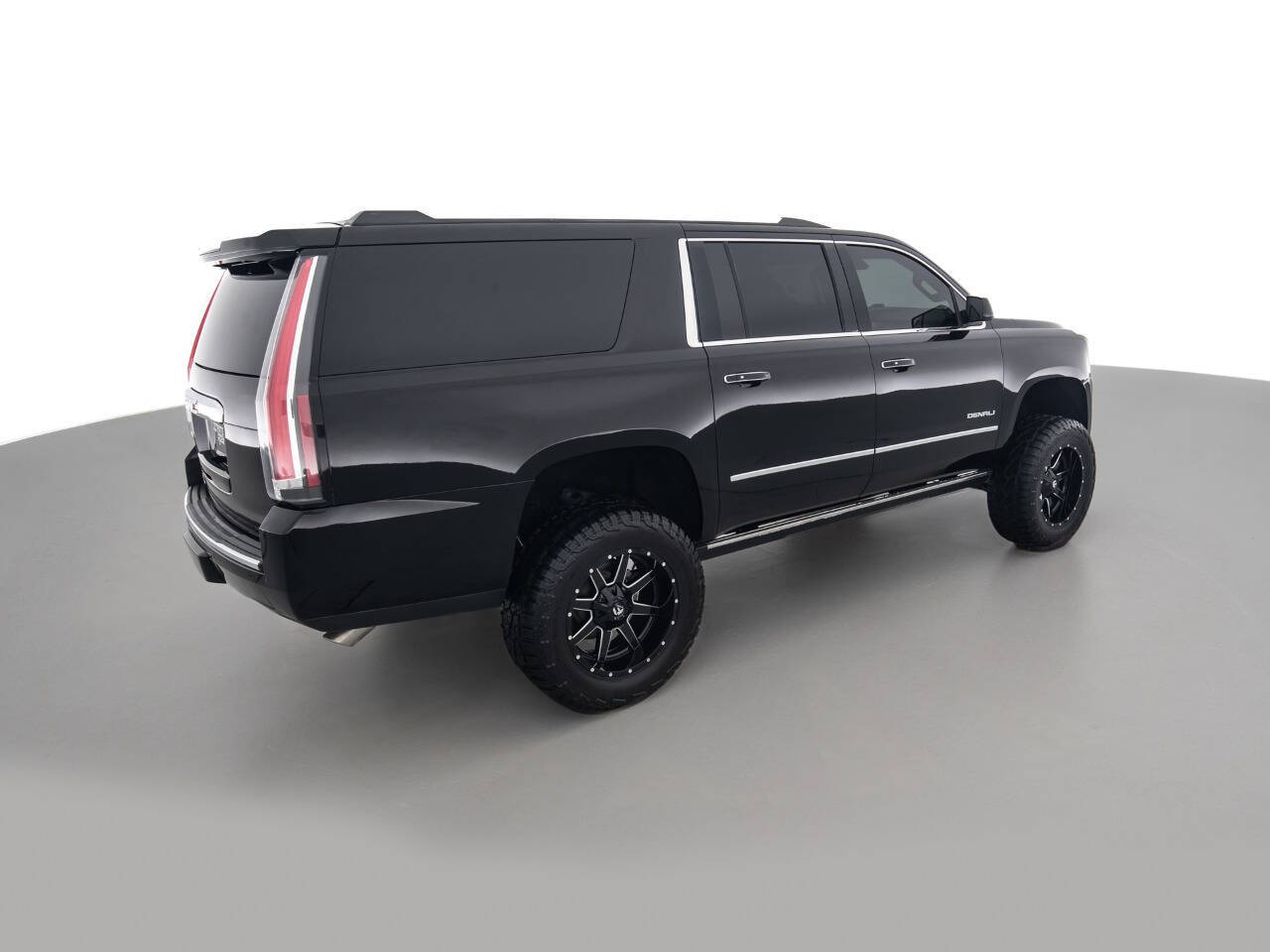 Used Car 2017 Gmc Yukon Xl  Denali 4x4 4dr Suv For Sale Under $30,000 In Coal City, Illinois