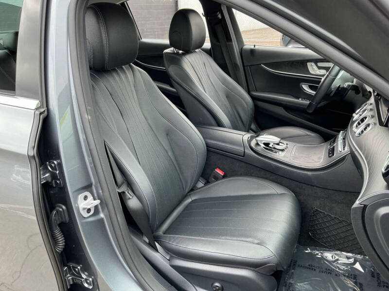 2019 Mercedes-Benz E-Class E 300