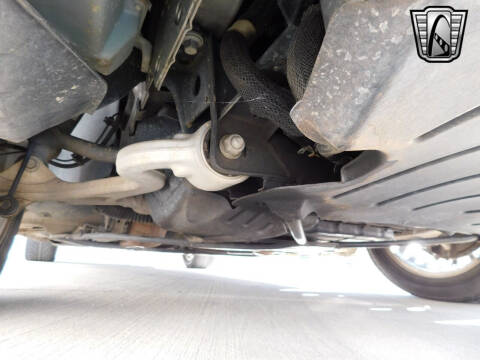 2004 Ford Thunderbird Deluxe