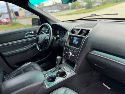 2017 Ford Explorer Sport