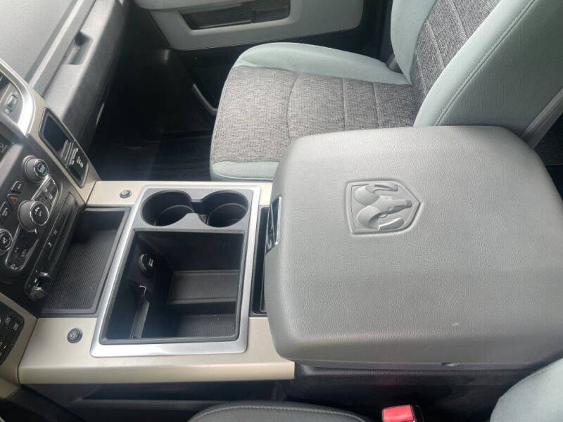 2014 RAM 1500 SLT