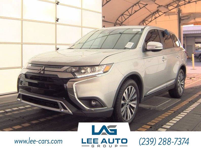 2020 Mitsubishi Outlander SE