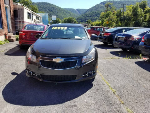 2014 Chevrolet Cruze for sale at LION COUNTRY AUTOMOTIVE in Lewistown PA