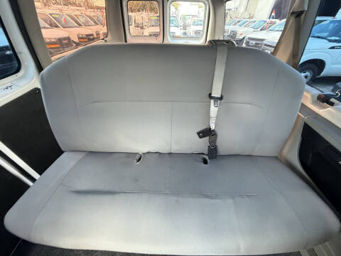 2012 Ford E-350