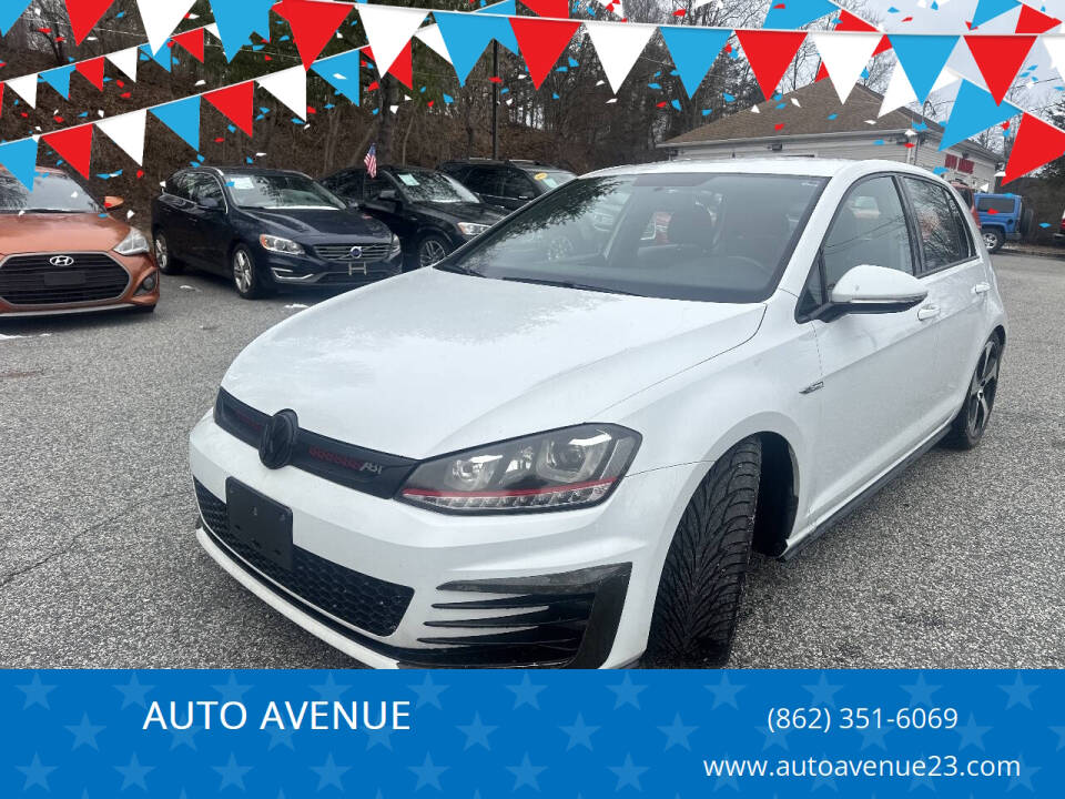 2016 Volkswagen Golf GTI S's photo