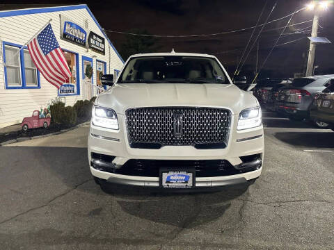2019 Lincoln Navigator Select
