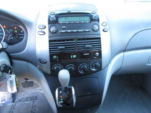 2008 Toyota Sienna LE 7-Passenger