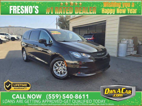 2022 Chrysler Voyager LX