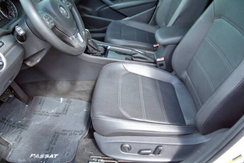 2014 Volkswagen Passat 1.8T SE