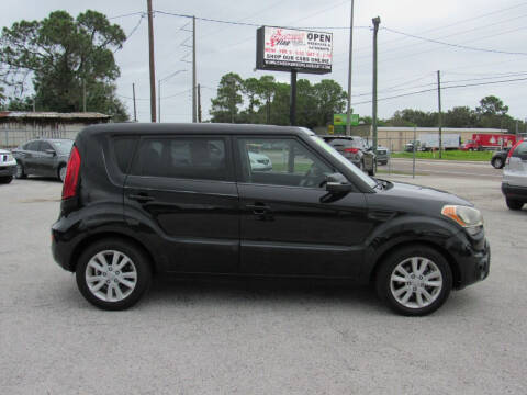 2013 Kia Soul for sale at Checkered Flag Auto Sales - East in Lakeland FL