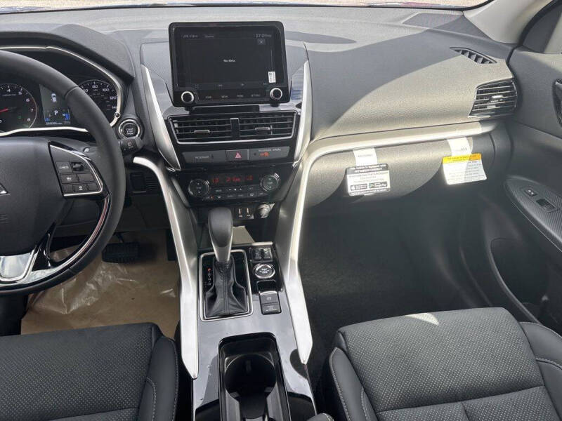 2026 Mitsubishi Eclipse Cross SE