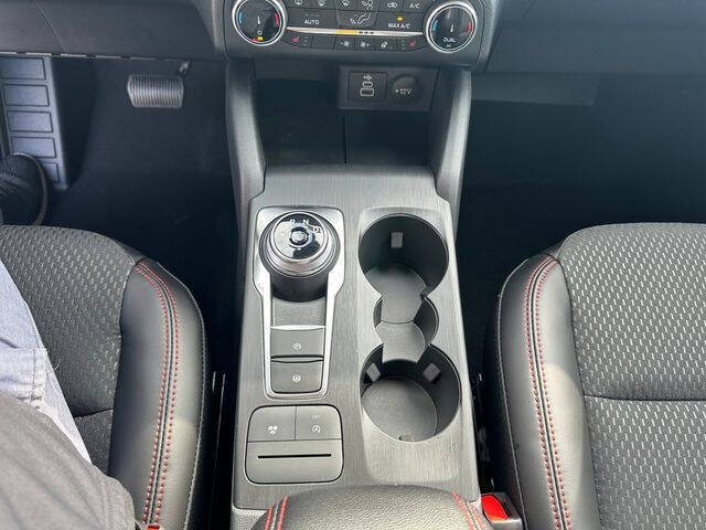 2025 Ford Escape ST-Line