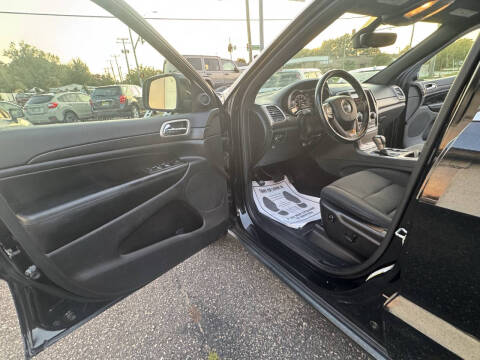 2017 Jeep Grand Cherokee Laredo