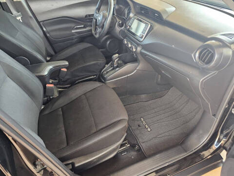 2023 Nissan Kicks S