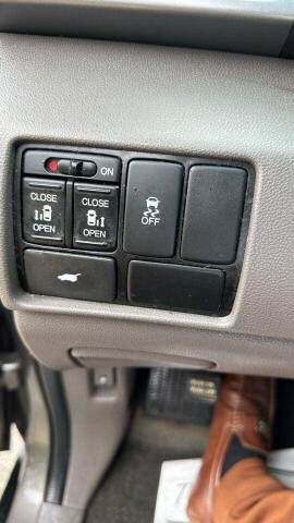 2011 Honda Odyssey EX-L w/DVD