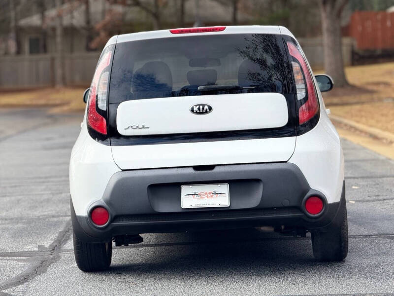 2016 Kia Soul +