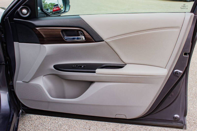 2016 Honda Accord EX-L w/Navi w/Honda Sensing