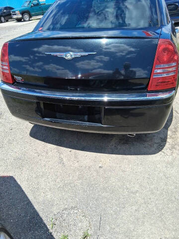 2005 Chrysler 300 C