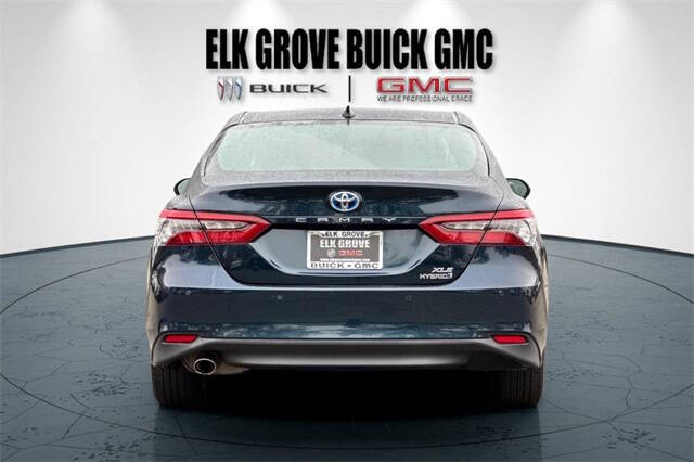 2021 Toyota Camry Hybrid XLE