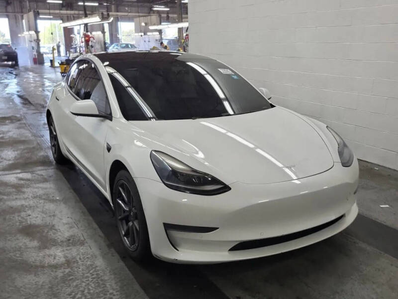 2021 Tesla Model 3 Standard Range Plus