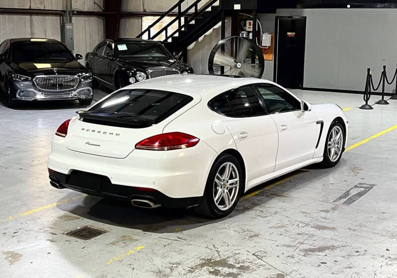 2014 Porsche Panamera 4