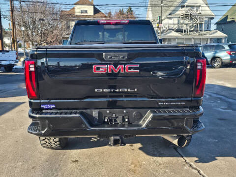 2024 GMC Sierra 2500HD Denali