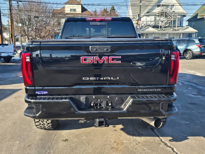 2024 GMC Sierra 2500HD Denali