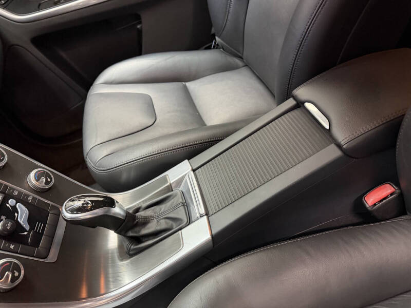 2015 Volvo XC60 T5 Premier