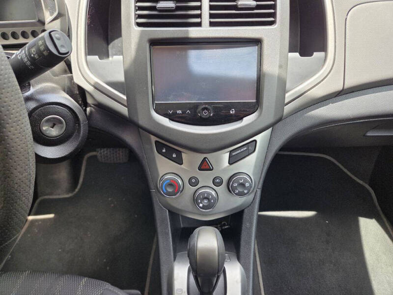 2016 Chevrolet Sonic LT Auto