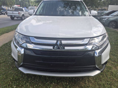 2016 Mitsubishi Outlander SE
